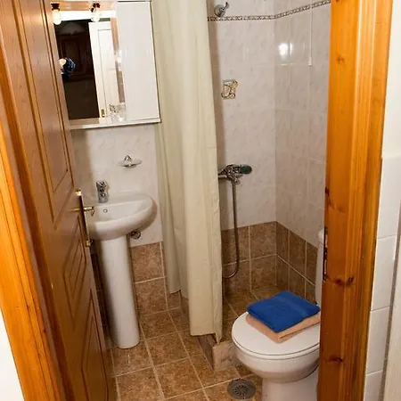 Апартаменты Iliopetro