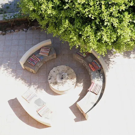 Iliopetro Apartmán *