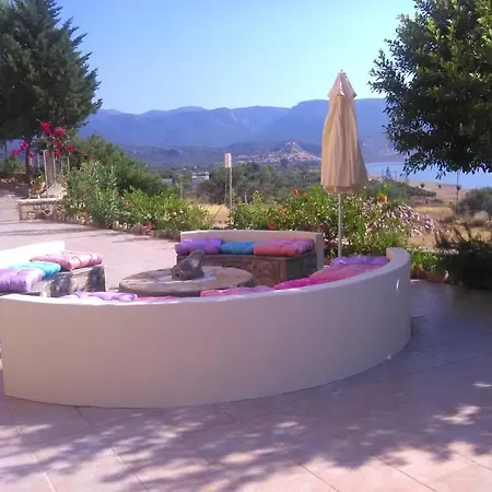 Iliopetro Апартаменты