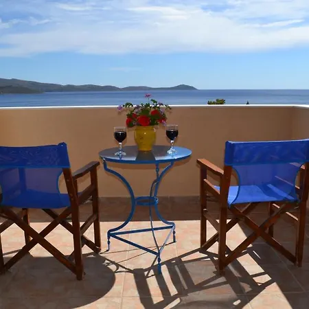 Апартаменты Iliopetro