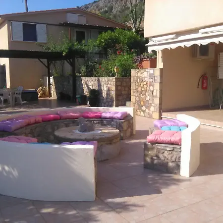 Апартаменты Iliopetro Монемвазия