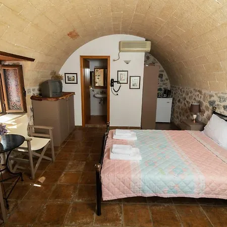 Iliopetro Apartment