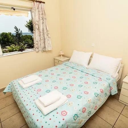 Iliopetro * Монемвазия