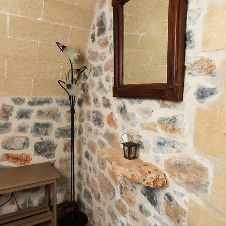 Iliopetro Monemvasia