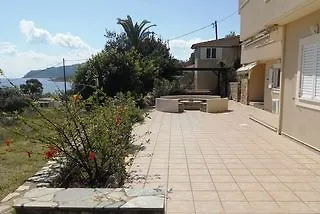 شقة Iliopetro Monemvasía