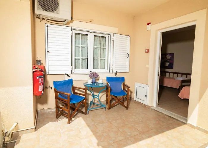 Iliopetro * Monemvasía