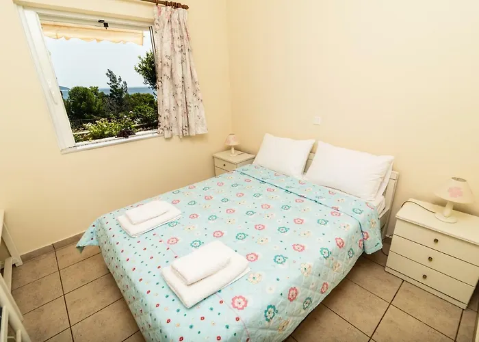 Iliopetro * Monemvasía